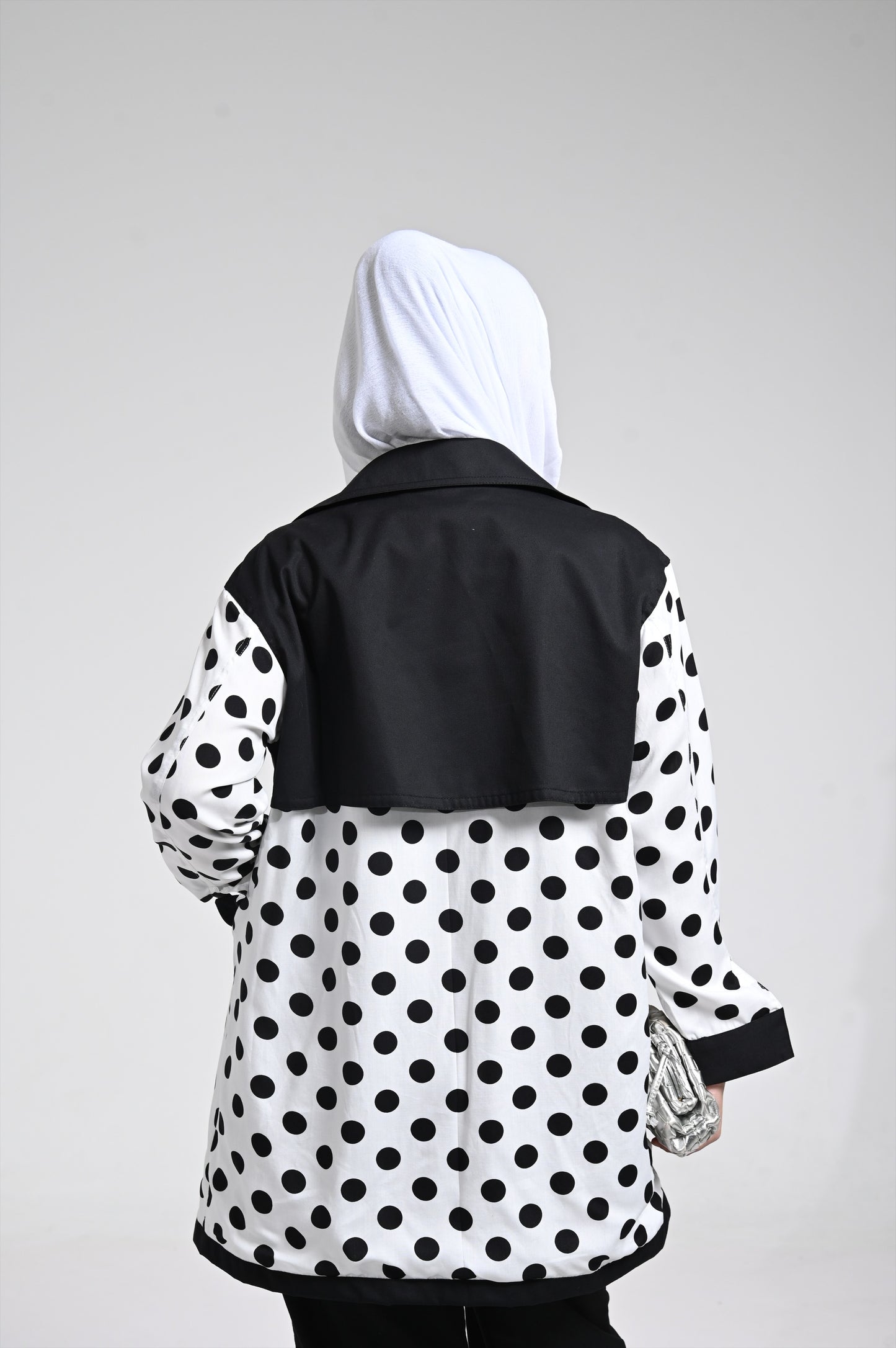 Polka dots jacket white