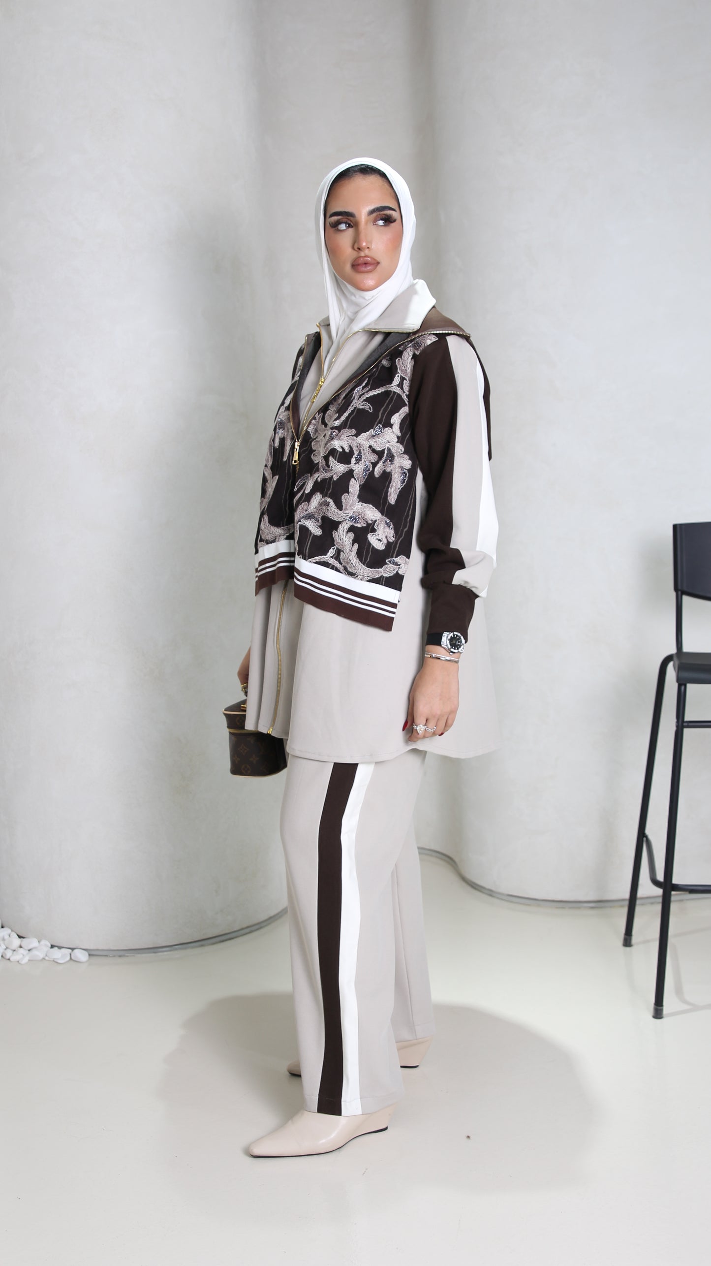 بدله من قطعتين خام سبورت التوب طول ٣٢ انش