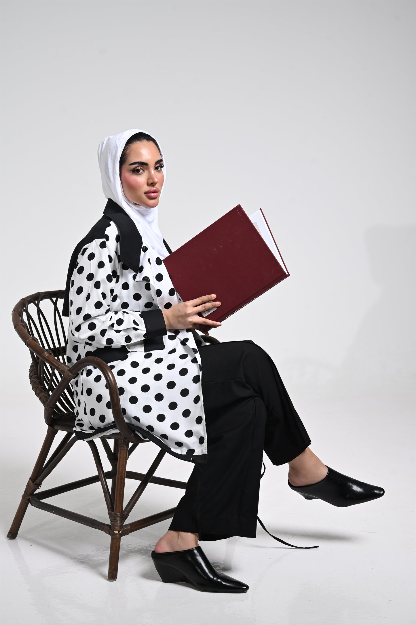 Polka dots jacket white